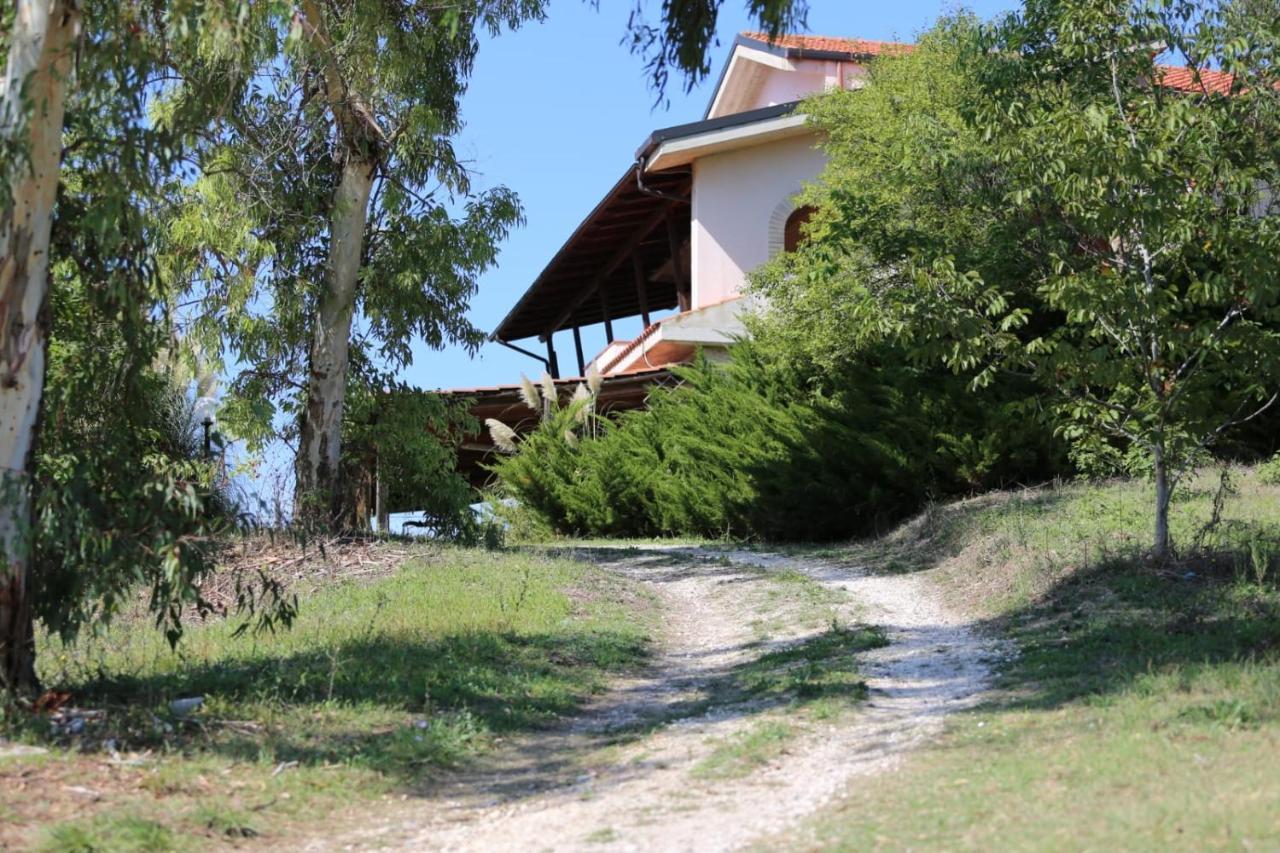 Villa La casa di Flora 2 Pianella  Esterno foto
